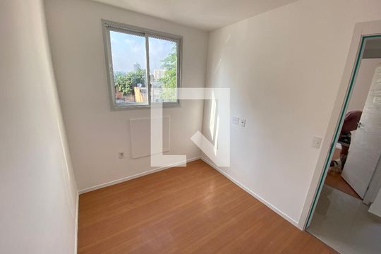 Quarto 2 de apartamento para alugar com 2 quartos, 44m² em Engenho de Dentro, Rio de Janeiro