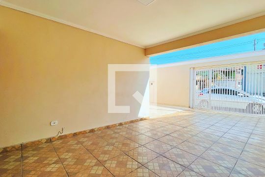 Garagem de casa à venda com 2 quartos, 147m² em Jardim Divinolândia, Guarulhos