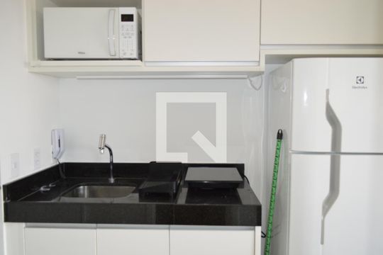 Cozinha de kitnet/studio à venda com 1 quarto, 21m² em Vila Mariana, São Paulo