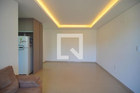 Sala de apartamento à venda com 2 quartos, 82m² em Ouro Branco, Novo Hamburgo