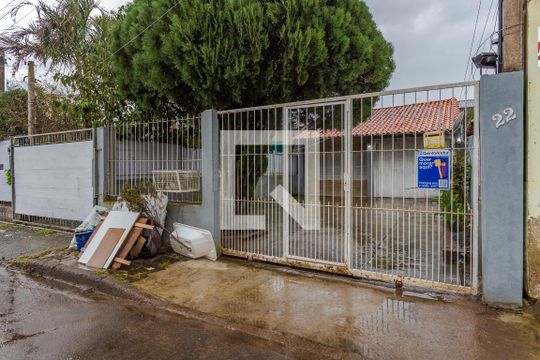 Fachada de casa à venda com 2 quartos, 85m² em Costa E Silva, Porto Alegre