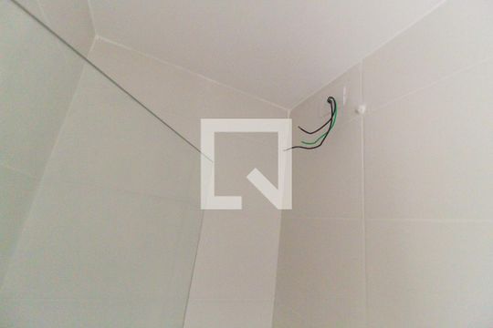Banheiro de apartamento à venda com 2 quartos, 33m² em Itaquera, São Paulo