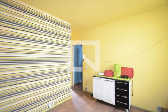 Sala de apartamento para alugar com 2 quartos, 300m² em Madureira, Rio de Janeiro