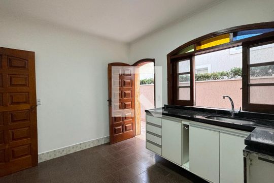Cozinha de casa de condomínio à venda com 3 quartos, 209m² em Residencial Quatro (alphaville), Santana de Parnaíba