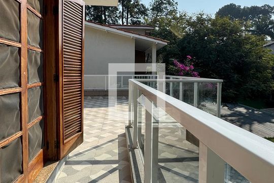 varanda da Suíte 2 de casa de condomínio à venda com 3 quartos, 209m² em Residencial Quatro (alphaville), Santana de Parnaíba