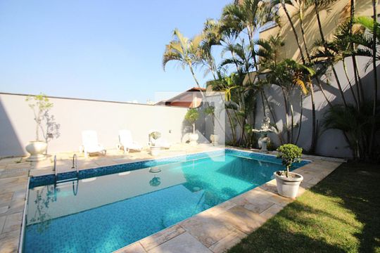 Piscina de casa à venda com 3 quartos, 300m² em Jardim das Americas, São Bernardo do Campo