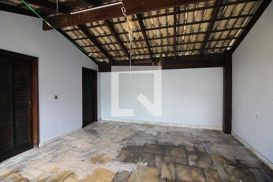 Garagem de casa à venda com 3 quartos, 300m² em Jardim das Americas, São Bernardo do Campo