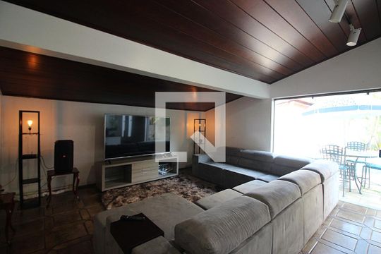 Casa à venda com 3 quartos, 300m² em Jardim das Americas, São Bernardo do Campo