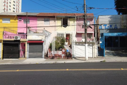 Fachada de casa à venda com 2 quartos, 70m² em Vila Brasilio Machado, São Paulo