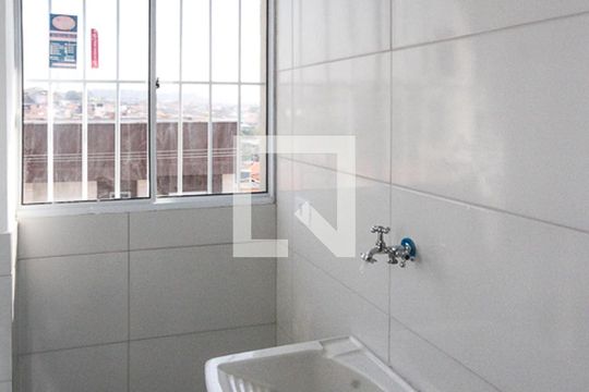 Área de Serviço de apartamento para alugar com 2 quartos, 36m² em Vila Antonieta, São Paulo