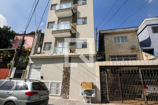 Fachada de apartamento para alugar com 2 quartos, 36m² em Vila Antonieta, São Paulo