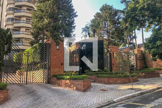 Fachada e portaria de apartamento à venda com 3 quartos, 160m² em Tatuapé, São Paulo