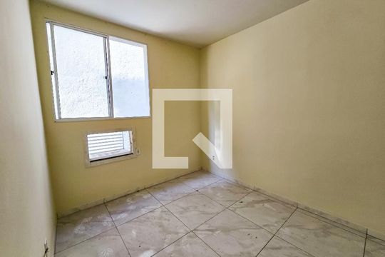 Quarto 1 de apartamento para alugar com 2 quartos, 46m² em Quintino Bocaiúva, Rio de Janeiro