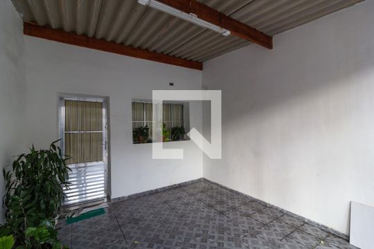 Garagem de casa à venda com 3 quartos, 100m² em Tatuapé, São Paulo