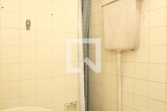 Banheiro 5 Lavabo Salão de Festas de casa à venda com 3 quartos, 350m² em Auxiliadora, Porto Alegre
