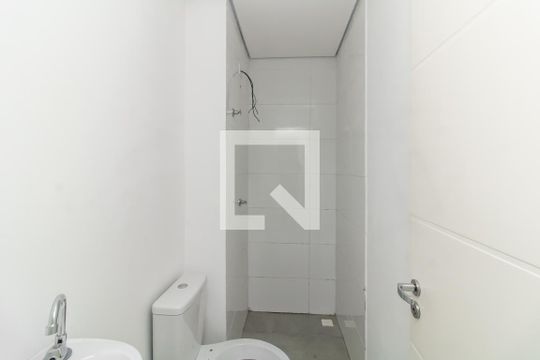Banheiro de apartamento à venda com 2 quartos, 42m² em Vila Sao Francisco, São Paulo
