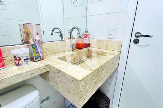 Banheiro de apartamento para alugar com 2 quartos, 38m² em Jardim Albertina, Guarulhos