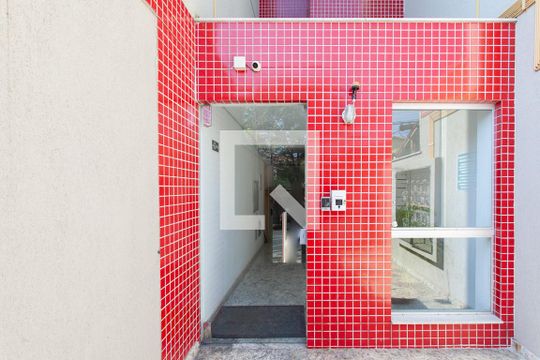 Entrada de apartamento para alugar com 2 quartos, 47m² em Santa Branca, Belo Horizonte