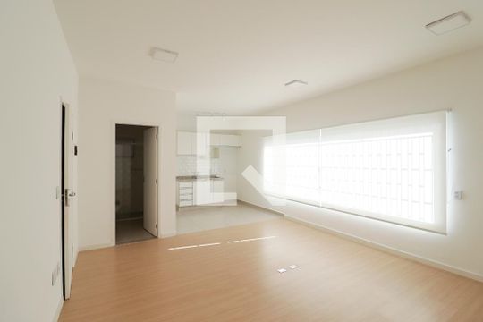 Kitnet/Studio para alugar com 1 quarto, 30m² em Parque Peruche, São Paulo