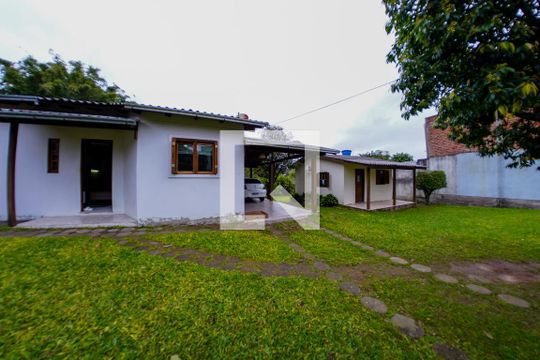 Área Externa de casa à venda com 2 quartos, 86m² em Rondônia, Novo Hamburgo