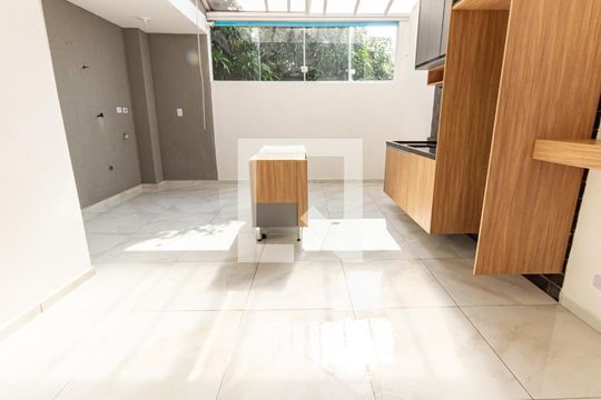 Sala/Cozinha de casa de condomínio à venda com 2 quartos, 74m² em Vila Invernada, São Paulo