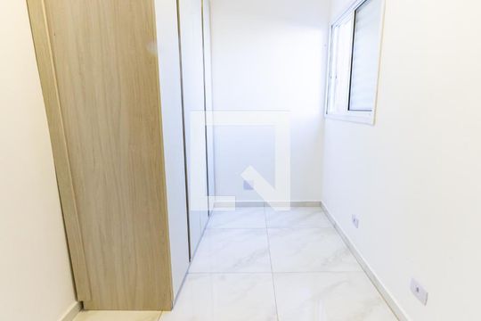 Suíte 1 de casa de condomínio à venda com 2 quartos, 74m² em Vila Invernada, São Paulo
