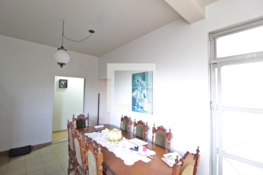 Sala de Jantar de casa para alugar com 4 quartos, 450m² em Saraiva, Uberlândia
