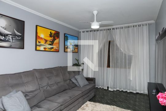 Sala de casa à venda com 3 quartos, 144m² em Vila Siria, São Paulo
