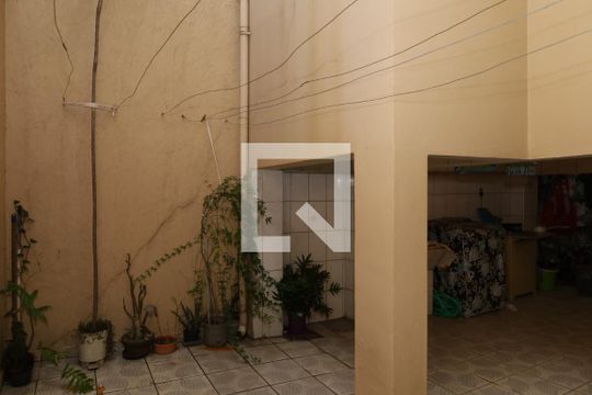 Quintal de casa à venda com 3 quartos, 144m² em Vila Siria, São Paulo