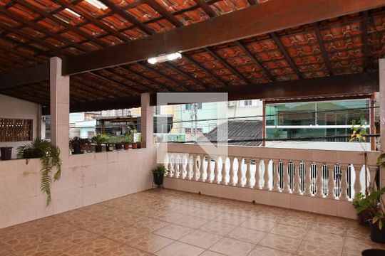 Quintal de casa à venda com 3 quartos, 144m² em Vila Siria, São Paulo