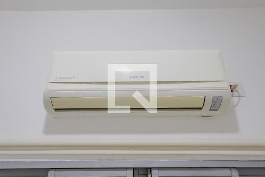Suíte de apartamento para alugar com 1 quarto, 104m² em Cerqueira César, São Paulo