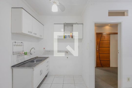 Cozinha de apartamento para alugar com 1 quarto, 104m² em Cerqueira César, São Paulo