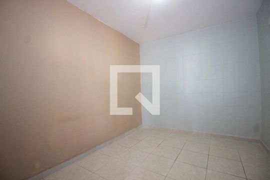 Quarto 1 de casa para alugar com 2 quartos, 80m² em Samambaia Sul (samambaia), Brasília