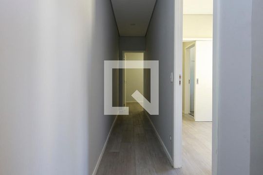 Corredor de casa à venda com 3 quartos, 140m² em Brooklin, São Paulo