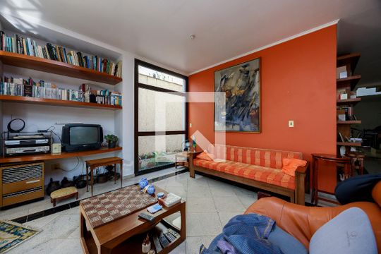 Sala de casa à venda com 3 quartos, 300m² em Brooklin, São Paulo