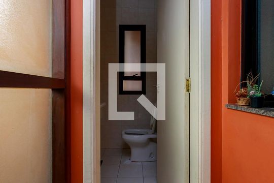 Lavabo de casa à venda com 3 quartos, 300m² em Brooklin, São Paulo