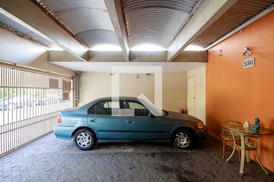 Garagem de casa à venda com 3 quartos, 300m² em Brooklin, São Paulo