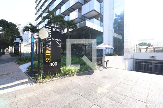 Fachada de apartamento para alugar com 1 quarto, 51m² em Barra Funda, São Paulo