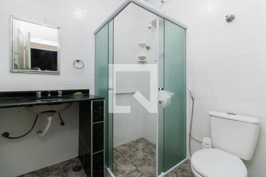 Banheiro de casa para alugar com 2 quartos, 130m² em Parque Artur Alvim, São Paulo