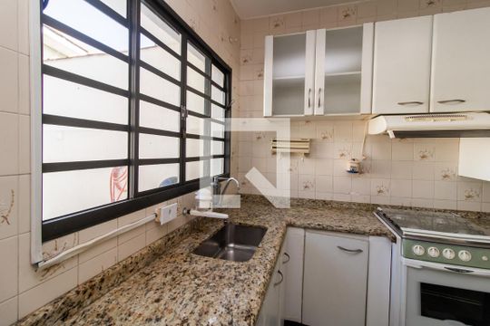 Cozinha de casa para alugar com 2 quartos, 130m² em Parque Artur Alvim, São Paulo