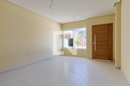 Casa à venda com 3 quartos, 127m² em Guarujá, Porto Alegre