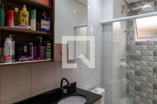 Banheiro de apartamento à venda com 2 quartos, 40m² em Artur Alvim, São Paulo