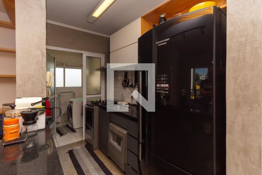 Cozinha  de apartamento para alugar com 2 quartos, 60m² em Ipiranga, São Paulo