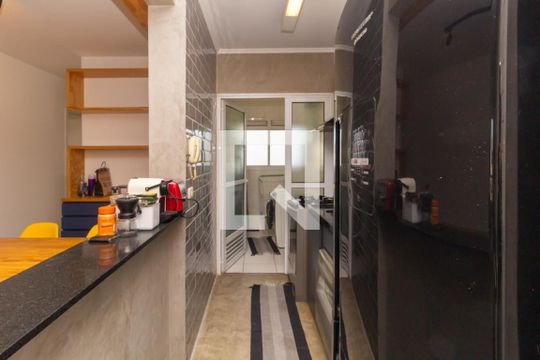Cozinha  de apartamento para alugar com 2 quartos, 60m² em Ipiranga, São Paulo