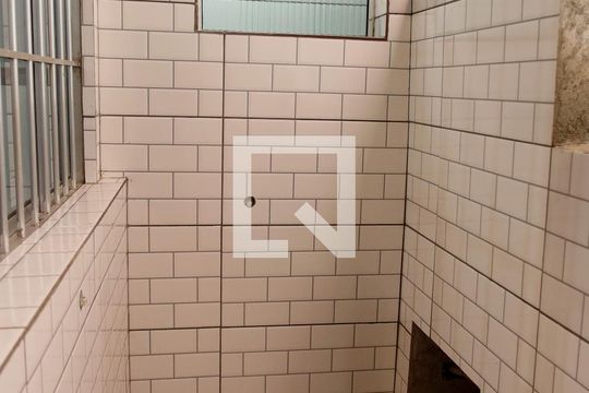 Área de Serviço de casa à venda com 1 quarto, 83m² em Vila da Conquista, Osasco
