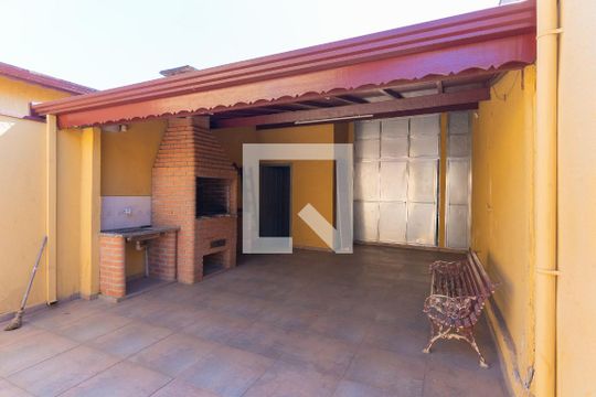 Churrasqueira de casa para alugar com 3 quartos, 185m² em Jardim Amoreiras, Campinas