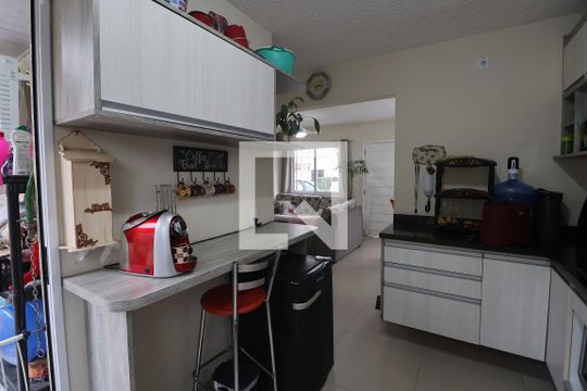 Cozinha de casa de condomínio à venda com 3 quartos, 120m² em Igara, Canoas