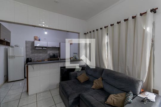 Sala de casa para alugar com 2 quartos, 150m² em Parque Boturussu, São Paulo