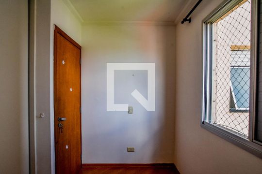 Quarto 2 de apartamento para alugar com 3 quartos, 69m² em Vila Camilópolis, Santo André