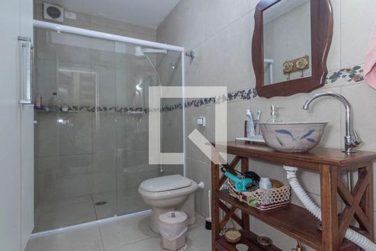Banheiro Social de casa à venda com 2 quartos, 234m² em Vila Nair, São Paulo